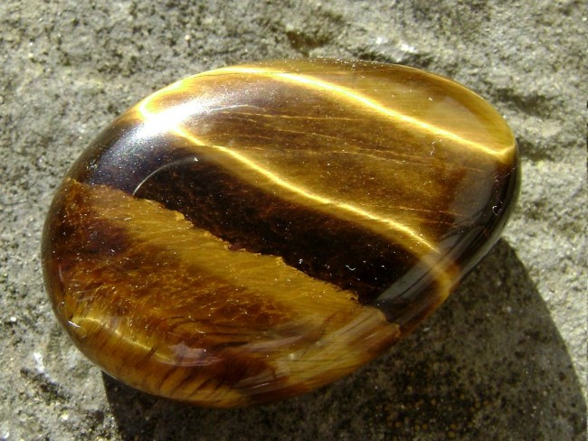 tigerauge-anhänger.jpg (174.73 KiB) 15540 mal betrachtet Tigerauge - facettierte Anhänger