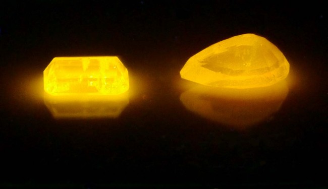 im langwelligen UV-Licht