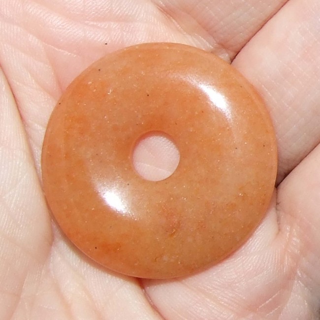 anh_donut_aventurin_rot_5_a_q_2019_xd.jpg