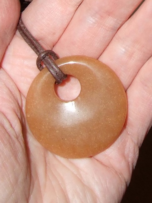 anh_donut_aventurin_rot_48_a_2020_xd.jpg