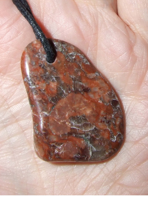 anh_freeform_granit_rot_grau_00_2021.jpg