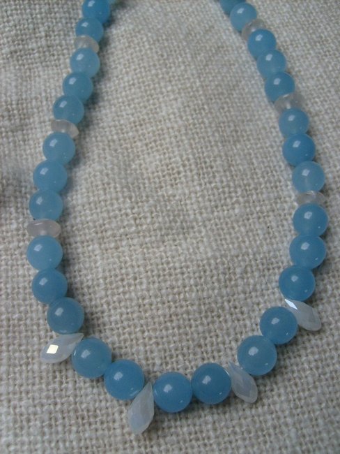 hellblaue kette008.jpg