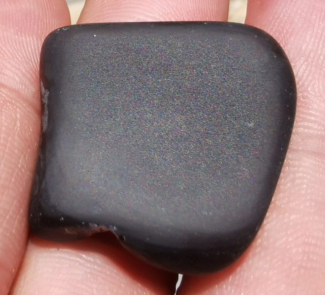 Silberobsidian. Definitiv noch zu matt. Eignet sich eher für den Spirator.