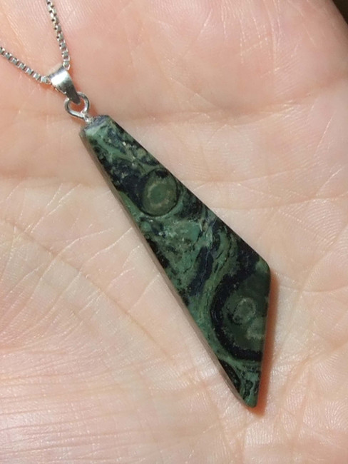 anh_dreieck_kambabajaspis_gruen_gem_975_2021.jpg
