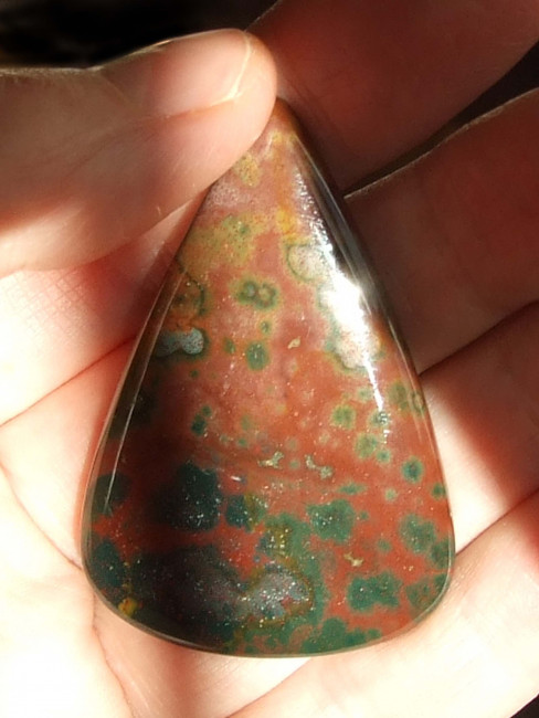 anh_cabochon_tropfen_heliotrop_85_a_2020.jpg