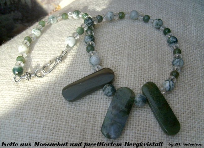 moosachat-drei-Anhänger-kette001.jpg
