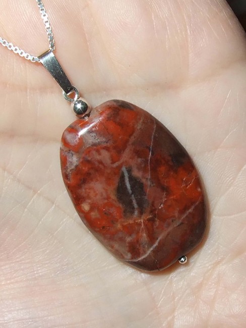 anh_oval_jaspis_braunjaspis_rot_schwarz_silberkugel_4mm_anh_oese_95mm_832_2022.jpg