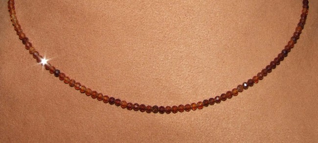 b_kette_granat_mandarin_kugel_fac_3mm_184_2_2020.jpg