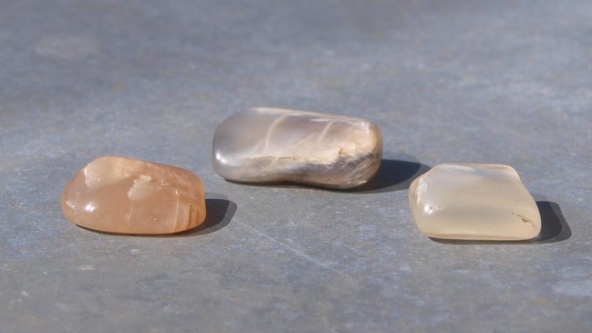 Mondstein - Allgemein : Heilsteine - Edelsteine M - Heilsteine: Wirkung ...