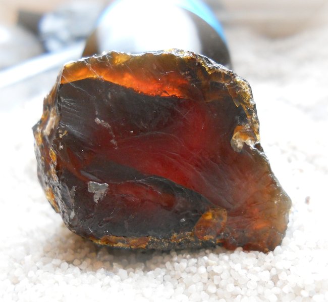 Bernstein - der Anfang ist gemacht : Steine, Edelsteine mit Geschichte ...