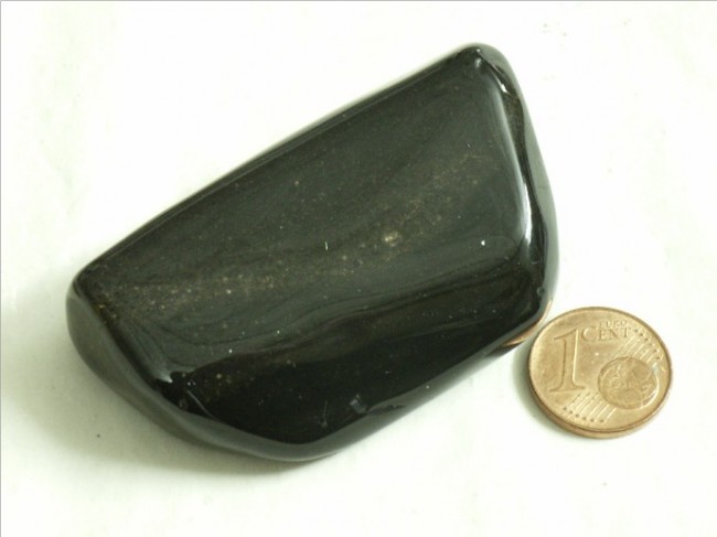 Jaspis in schwarz : Steine, Edelsteine mit Geschichte und eigene Schätze